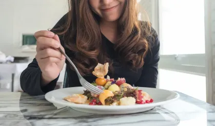 Modern Yaşamın Gizli Etkisi: "Sürekli Açlık Hissi"