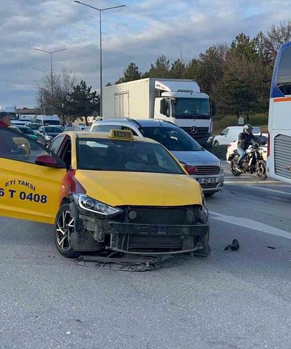 Eskişehir Çevreyolunda Korkutan Kaza: 3 Yaralı!
