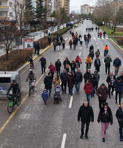 Eskişehir’de "Arabasız Pazar" İkinci Kez Düzenlendi