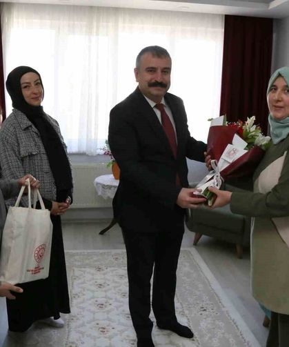 İl Müdürü Bayrak’tan Anlamlı Kadınlar Günü Ziyareti