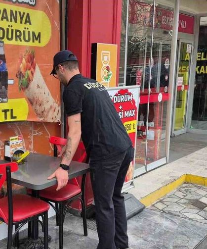 Eskişehir’de Dürüm Hırsızlığı Kameralardan Kaçmadı