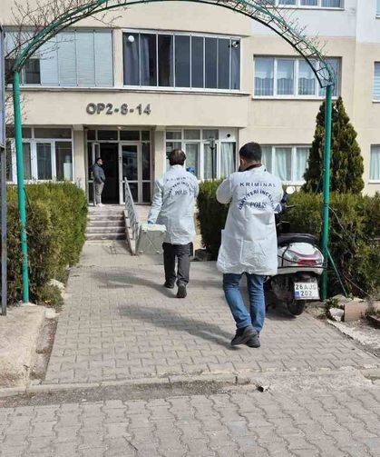 79 Yaşındaki Kadın Evinde Bulundu