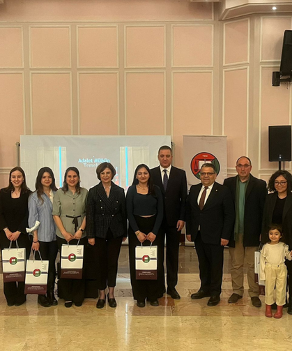 Adalet 26 Cümleyle Sanata Dönüştü