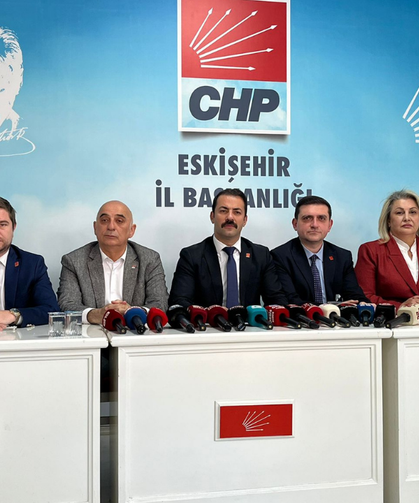 CHP’den Ayşe Ünlüce’ye Destek: Doğru Duvar Yıkılmaz