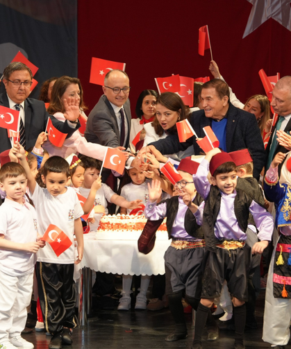 Büyükşehirden Çocuklara Bayram Şöleni