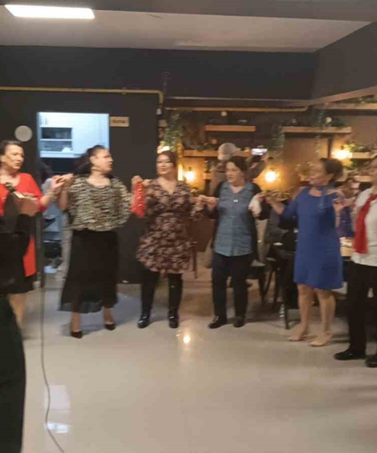 Kadın Zeybeklerden Unutulmaz Gece