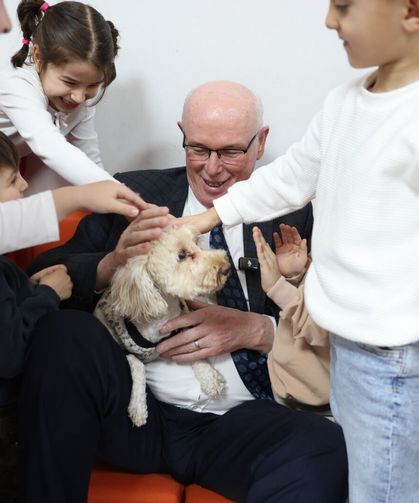 Eskişehir'de Minikler ve Sokak Hayvanları Buluştu