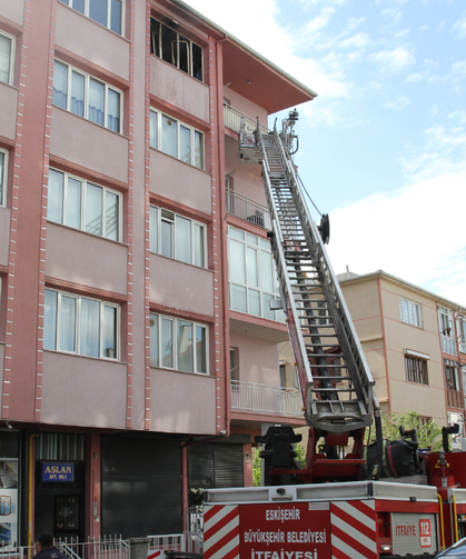 Gökmeydan'da Korkutan Apartman Yangını
