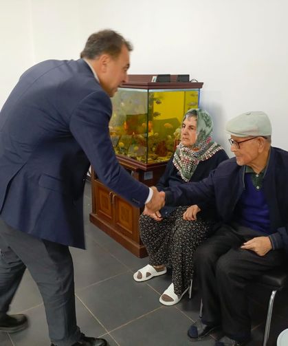 MHP Eskişehir’den Huzurevine Anlamlı Bayram Ziyareti