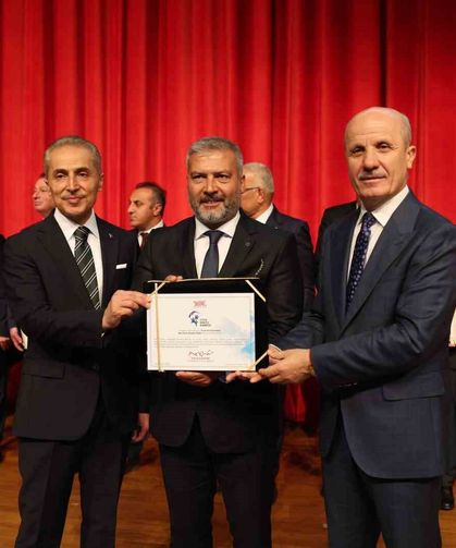 Anadolu Üniversitesi’ne “Spor Dostu Kampüs” Ödülü