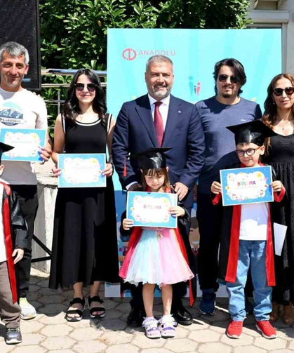 Engelleri Aşan Başarıya Coşkulu Kutlama
