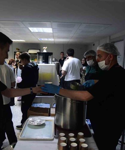 Anadolu’dan Final Haftasında Öğrencilere Sıcak Destek
