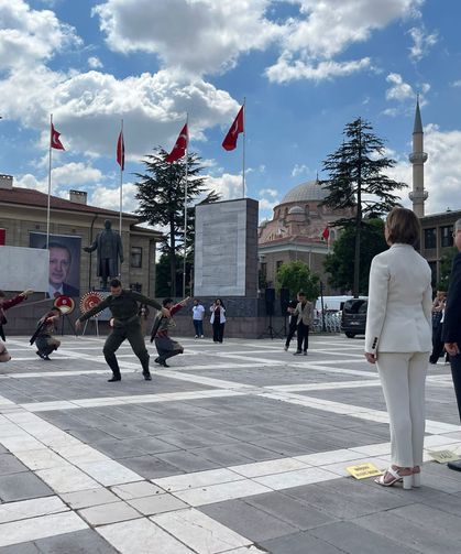 Atatürk’ün Eskişehir’e Gelişi Törenle Anıldı