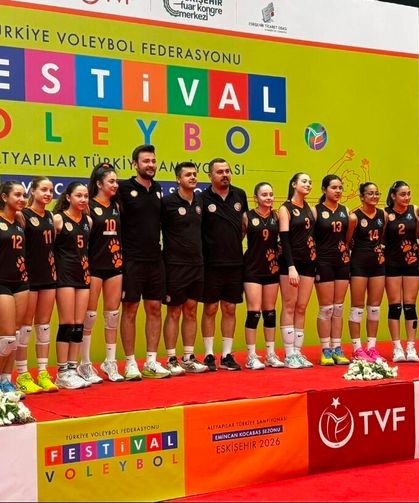 Filenin Eskişehirli Sultanları Anadolu Kolej Tarih Yazdı