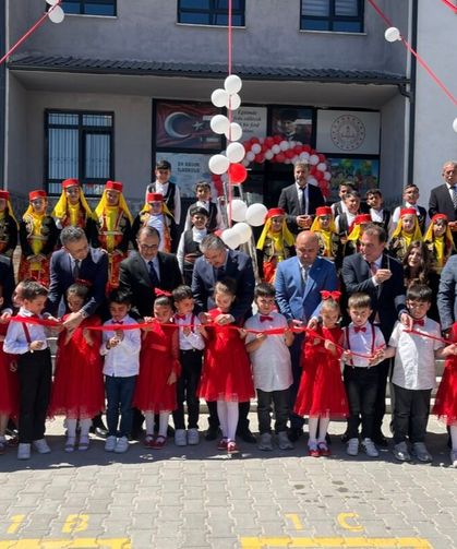 Emek Mahallesi’nde 24 Kasım İlkokulu Törenle Açıldı