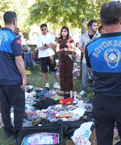 “İzin Yok” Tartışması Büyüdü: Takas Pazarına Zabıta Müdahale Etti
