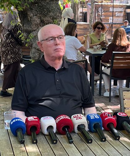 Kazım Kurt: “Her şey tek adamın iki dudağı arasında”