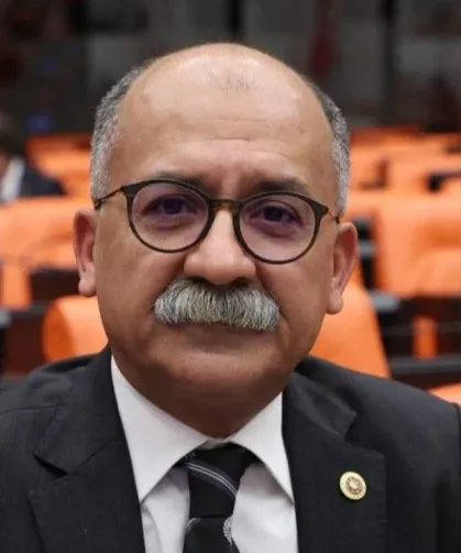 Milletvekili Arslan Olağanüstü Kurultay İçin İmza Verdi