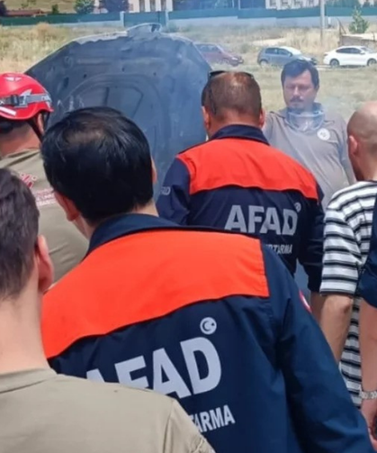 Okul Önünde Alev Alan Araç AFAD Nöbetçilerinin Radarına Takıldı!