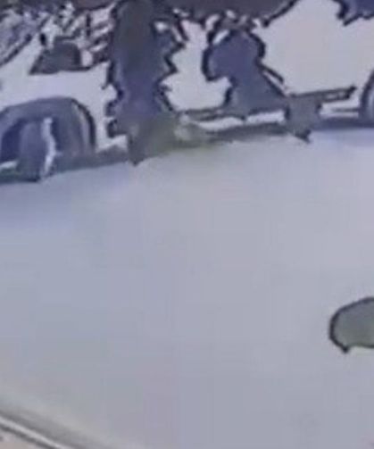 Minibüs ve Motosikletin Karıştığı Kaza Kameraya Yansıdı
