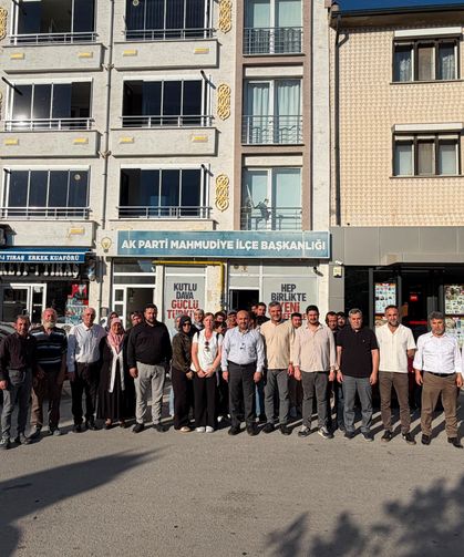AK Partili Albayrak’tan İlçelerde Yoğun Mesai