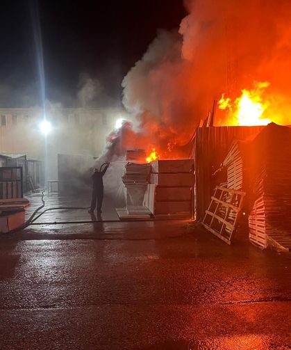 Büyükşehir İtfaiyesinden 3 Ayda 1084 Olaya Müdahale