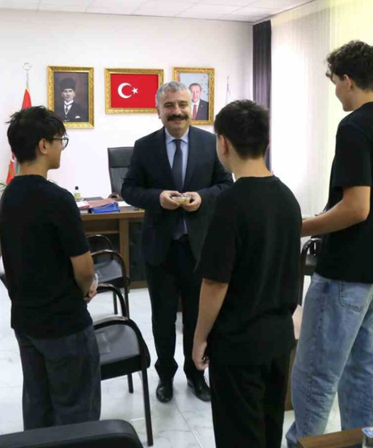 Aşure Günü'nde Anlamlı Buluşma
