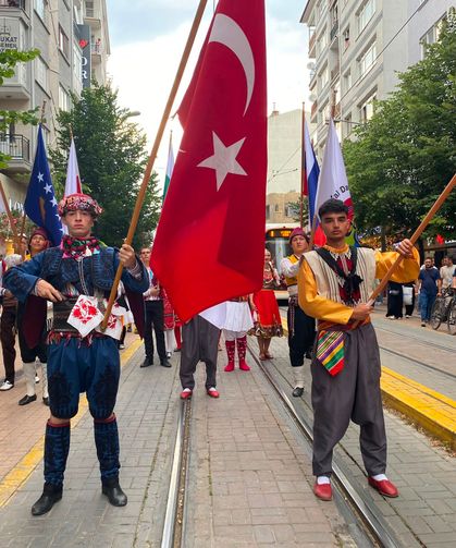 Nasreddin Hoca Festivali'nde Kortej Yürüyüşü Renkli Görüntüler Oluşturdu