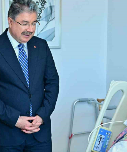 Vali Yılmaz'dan Şehit Annesine Vefa Ziyareti