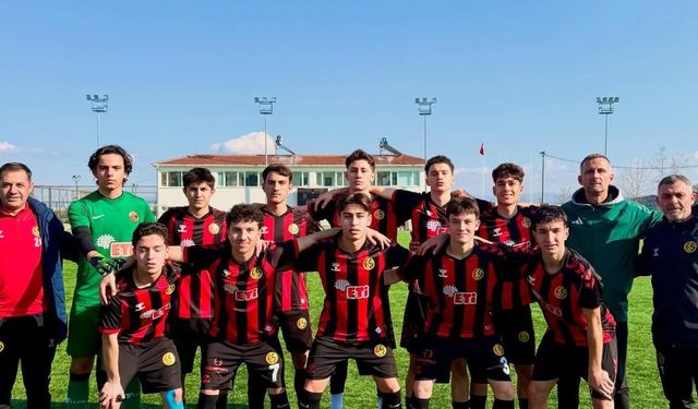 Genç şimşekler İnegöl’de zirve için sahaya çıkıyor: Kritik deplasmanda çifte randevu!