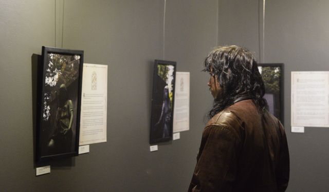 Mezar Taşları Sanatla Yorumlandı