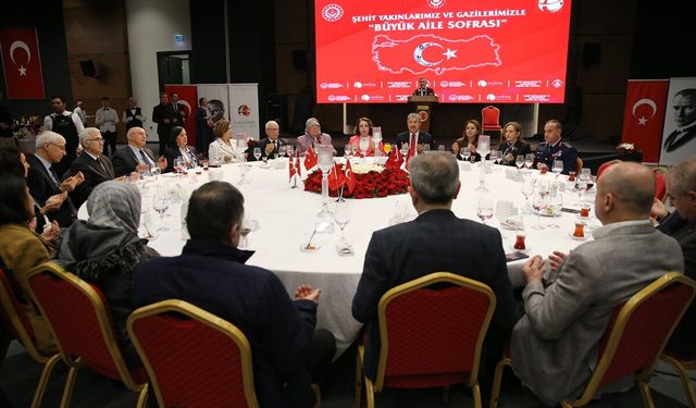 Vali Yılmaz şehit yakınları ve gazilerle "Büyük aile sofrası"nda buluştu