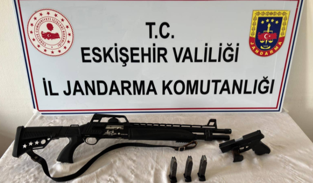 Eskişehir’de JASAT'tan Yasa Dışı Ticaret Operasyonu