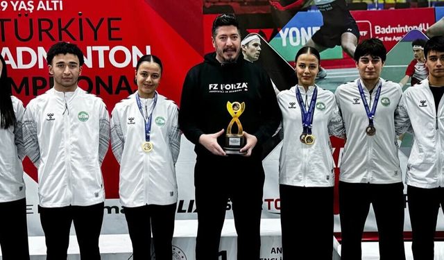 Eskişehirli Badmintonculardan Büyük Başarı