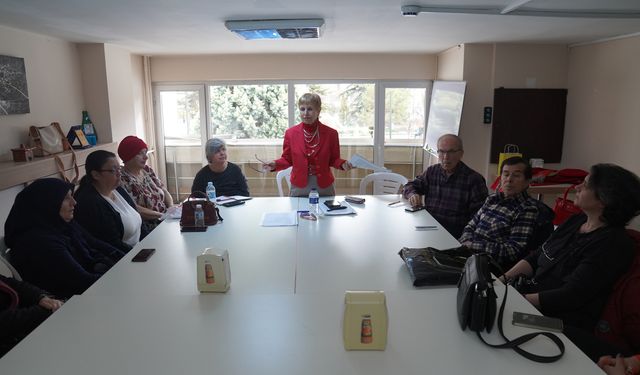 Tepebaşı Belediyesi Evde Hasta Bakımı Eğitimine Destek Veriyor