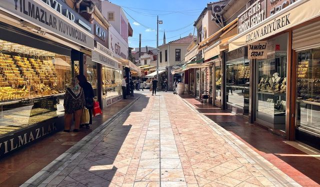 Eskişehir’de Kuyumcular Altın Satışını Durdurdu