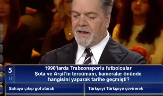1990'larda Trabzonsporlu futbolcular Şota ve Arçil'in tercümanı, kameralar önünde hangisini yaparak tarihe geçmişti?