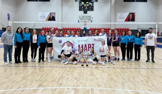 Eskişehir'd 8 Mart'ta Smaçlar Kadınlar için atıldı:Evinin Sultanları Sahada