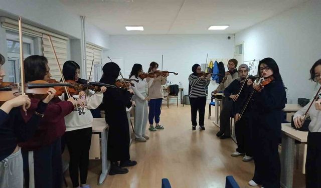 Bala Hatun Yurdu’nda Sanat Dolu Kurs