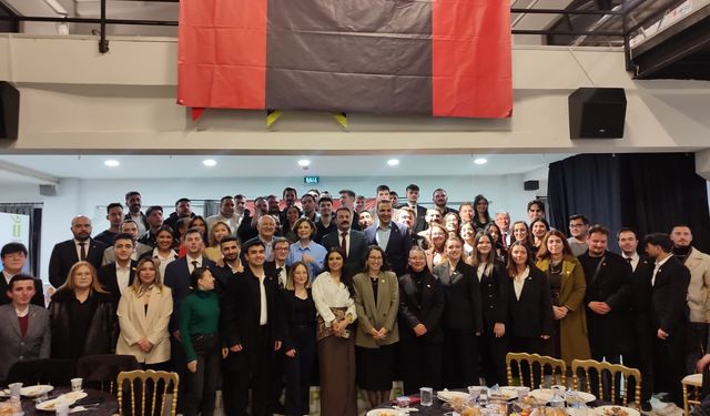 CHP Eskişehir Gençlik Kolları "Kardeşlik Sofrasında" Buluştu