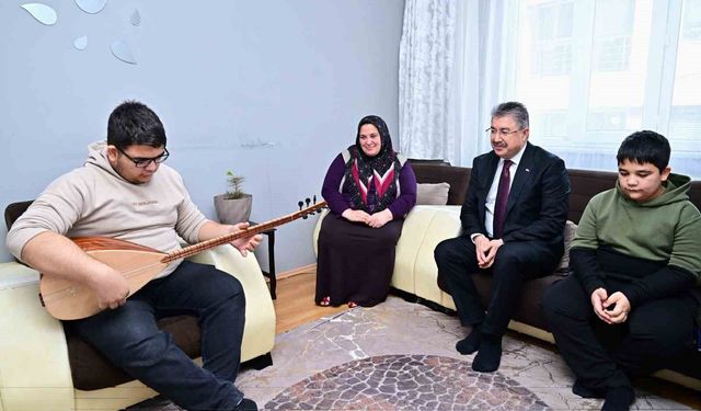 Eskişehir Valisi Yılmaz Aile Ziyaretlerini Sürdürüyor