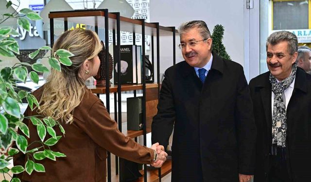 Eskişehir Valisi Yılmaz Esnaf ve Vatandaşları Ziyaret Etti