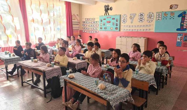 Eskişehir’de Çocuklardan Tekne Orucu İftarı