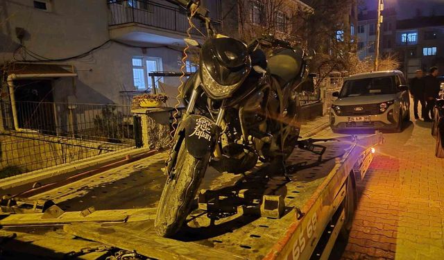 Eskişehir’de Ehliyetsiz Motosikletçiye 202 Bin TL Ceza