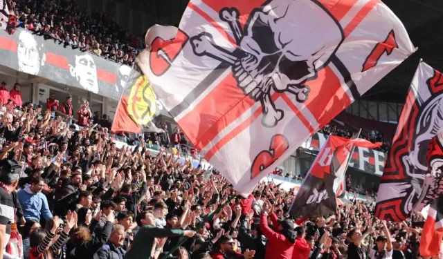 Eskişehir'de "La Casa de Papel" ihtilali: Bando takımı dünyayı salladı!