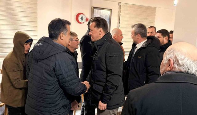 Hatipoğlu Mahmudiye’de muhtarlarla buluştu