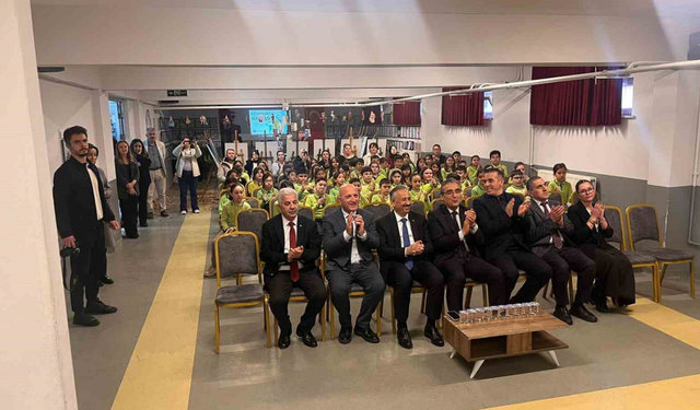 Tepebaşı'nda Kitaplarla Büyüyen Gelecek: Oku, Öğren, Keşfet