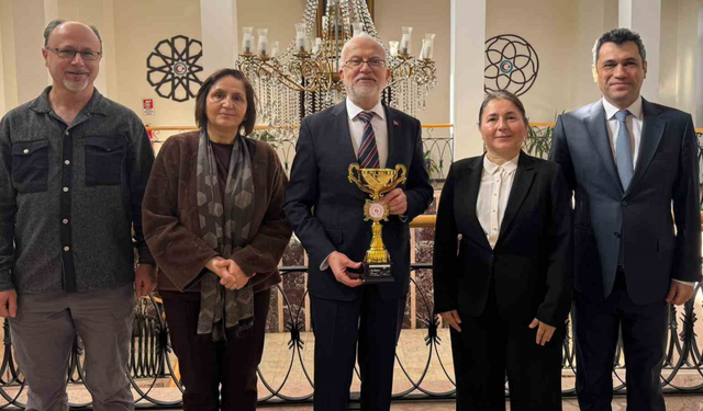 Tıp Bayramı Turnuvasında Başarı Ödüllendi