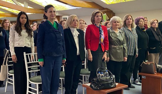 “Kadın Olmak” Paneli Eskişehir’de Gerçekleştirildi