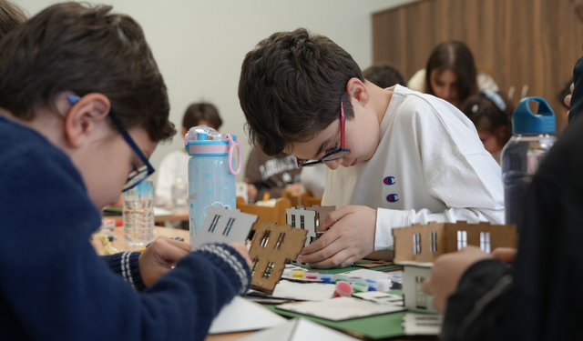 Eskişehir'de Küçük Ellerden Dev Tasarımlar Çıktı